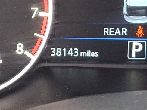 Used 2024 Nissan Murano SV image 20