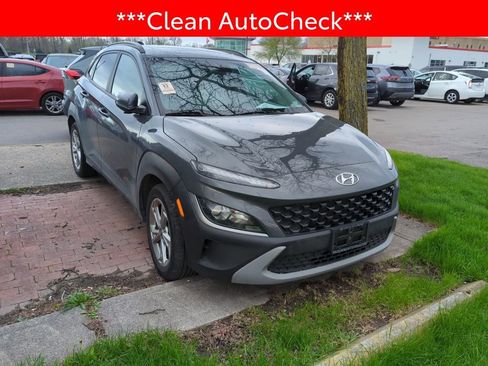 Used 2023 Hyundai Kona SEL w/ Convenience Package image 3