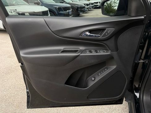 Used 2020 Chevrolet Equinox LT w/ Midnight Edition AWD/4WD image 7