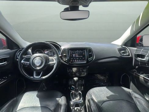 Used 2018 Jeep Compass Limited w/ Navigation Group FWD image 9