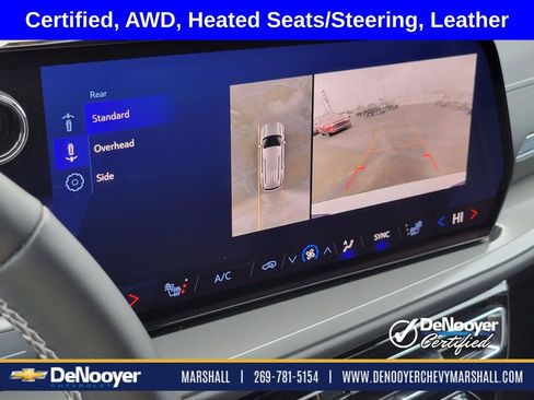 Used 2024 Chevrolet Traverse LT image 19