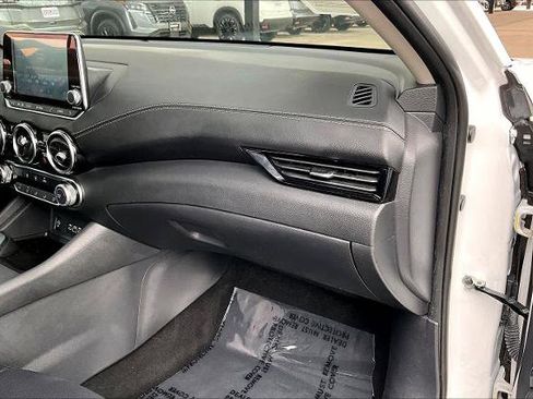 Certified 2024 Nissan Sentra SV FWD image 18