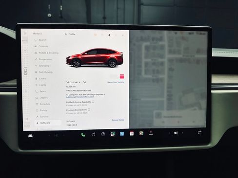 Used 2023 Tesla Model X AWD/4WD image 34