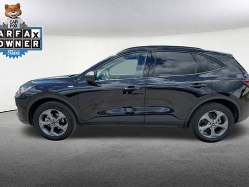 Certified 2025 Ford Escape ST-Line AWD/4WD image 6