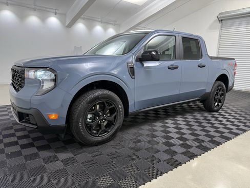 New 2025 Ford Maverick XLT w/ XLT Luxury Package image 3