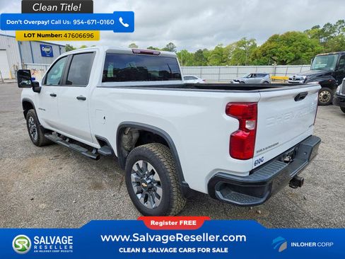 Used 2023 Chevrolet Silverado 2500 Custom RWD image 3