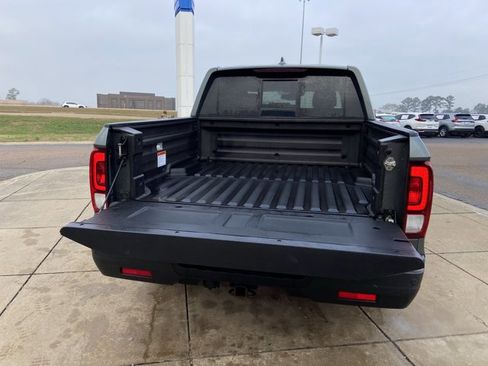 Used 2018 Honda Ridgeline RTL-E image 25