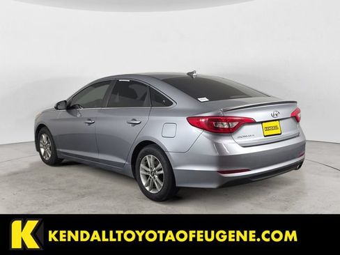 Used 2016 Hyundai Sonata SE FWD image 7