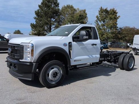 New 2026 Ford F550 XL image 7