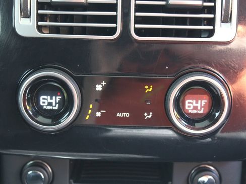 Used 2019 Land Rover Range Rover Supercharged image 9