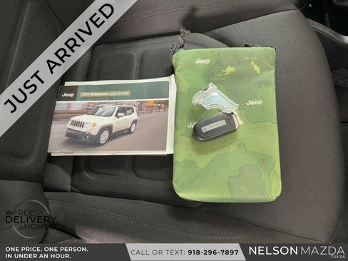 Used 2019 Jeep Renegade Latitude AWD/4WD image 47