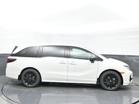 New 2026 Honda Odyssey Sport-L image 7