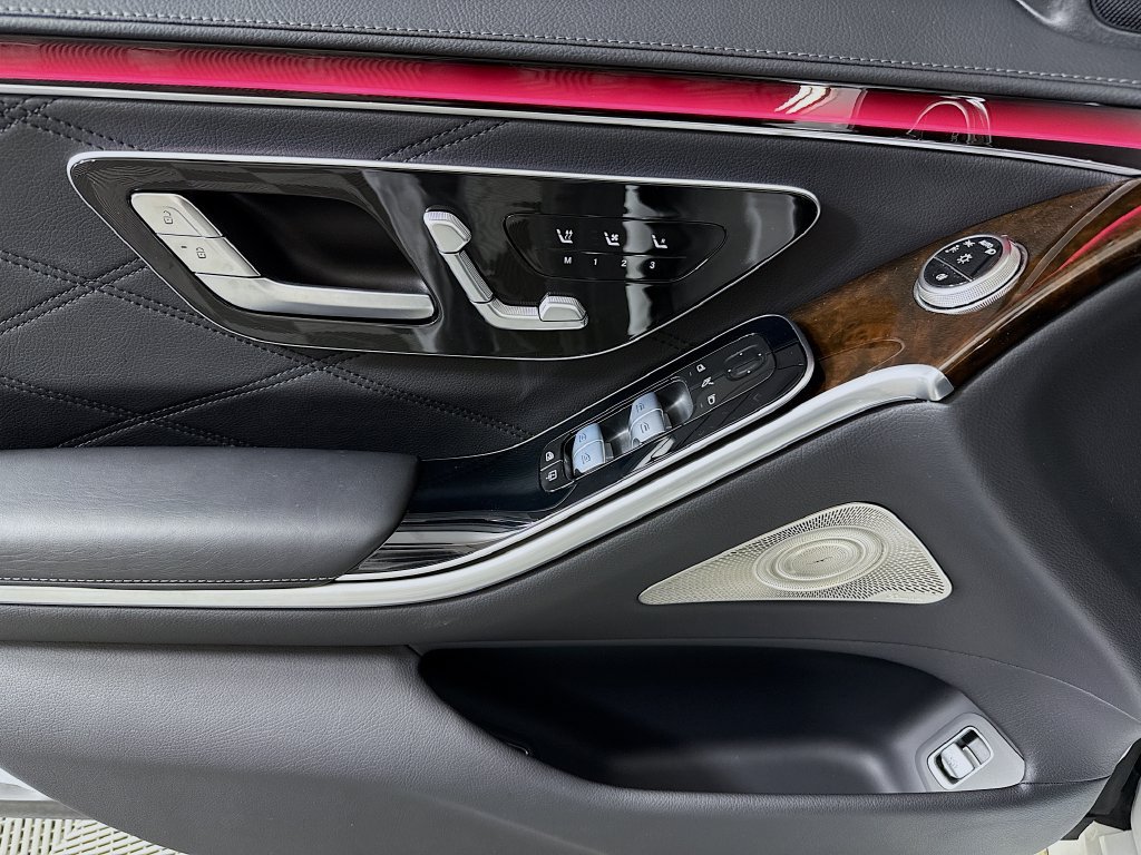 Used 2025 Mercedes-Benz S 63 AMG S image 18