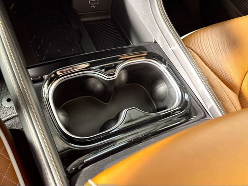 New 2026 Chrysler Pacifica Pinnacle image 15