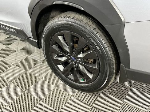 Used 2023 Subaru Outback Onyx Edition AWD/4WD image 39