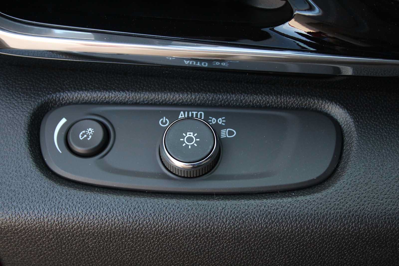New 2026 Buick Envista Sport Touring w/ Convenience I Package FWD image 57