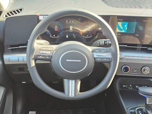 New 2026 Hyundai Kona SE image 14