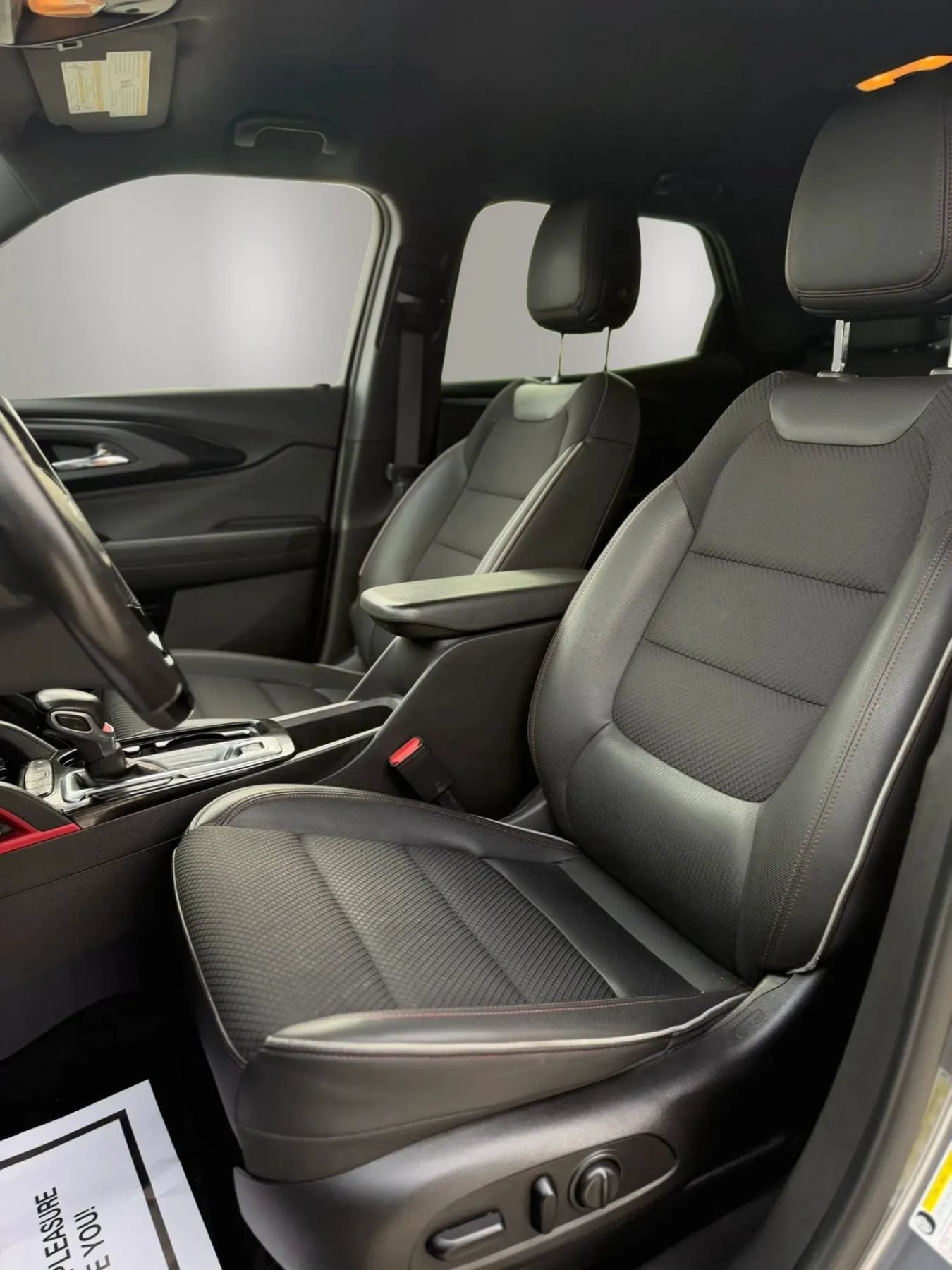 Used 2021 Chevrolet TrailBlazer RS w/ Technology Package FWD image 16