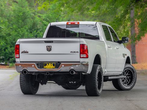 Used 2019 RAM 1500 Big Horn AWD/4WD image 4