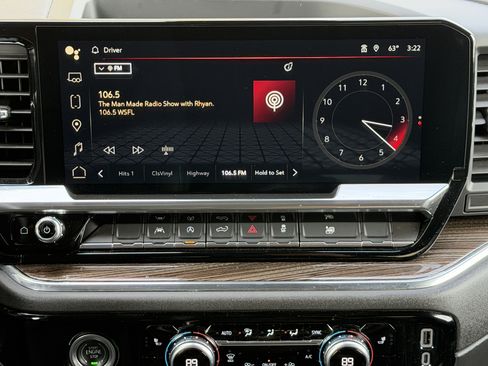 Used 2024 GMC Sierra 1500 Elevation image 28