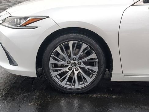 Used 2021 Lexus ES 250 w/ Premium Package image 7