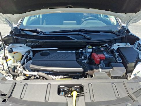 Used 2025 Nissan Rogue SV AWD/4WD image 26