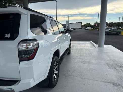 Used 2021 Toyota 4Runner TRD Off-Road Premium AWD/4WD image 3