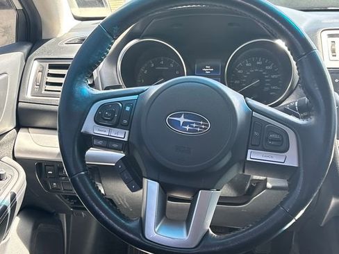 Used 2015 Subaru Legacy 2.5i Premium w/ Popular Package #2 AWD/4WD image 10