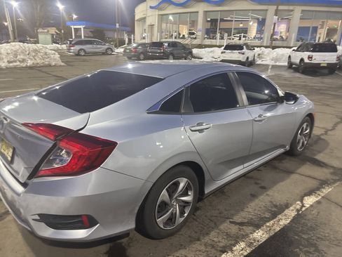 Used 2020 Honda Civic LX image 6
