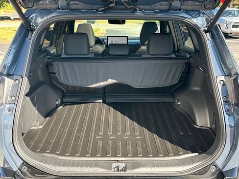 Used 2026 Toyota RAV4 XSE w/ Panoramic Sun Roof Package AWD/4WD image 5