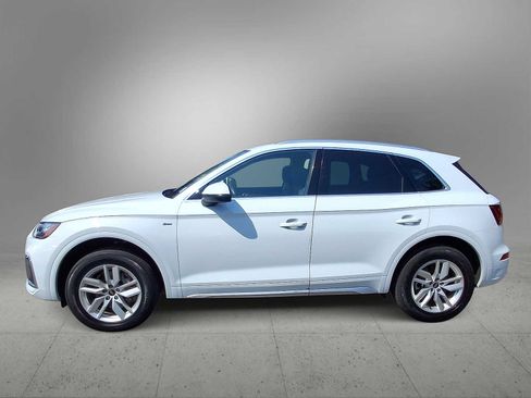 Certified 2023 Audi Q5 2.0T Premium w/ Convenience Package AWD/4WD image 5