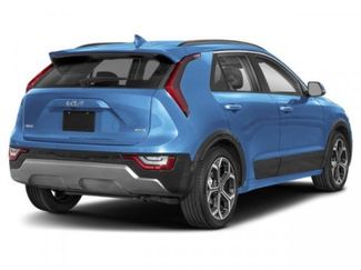 Certified 2023 Kia Niro SX Touring video 2