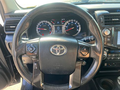 Used 2019 Toyota 4Runner Limited image 9
