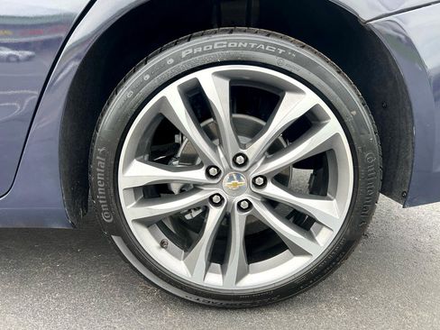 Used 2025 Chevrolet Malibu LT image 18