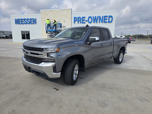 Used 2019 Chevrolet Silverado 1500 LT w/ All-Star Edition image 7