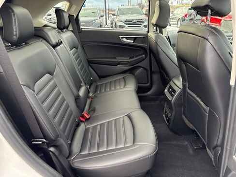 Used 2024 Ford Edge SEL w/ Convenience Package image 15
