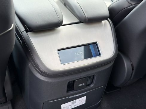 New 2026 Lincoln Navigator Reserve w/ Jet Appearance Package AWD/4WD image 20