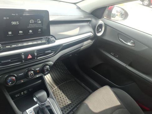 Used 2020 Kia Forte LXS FWD image 20