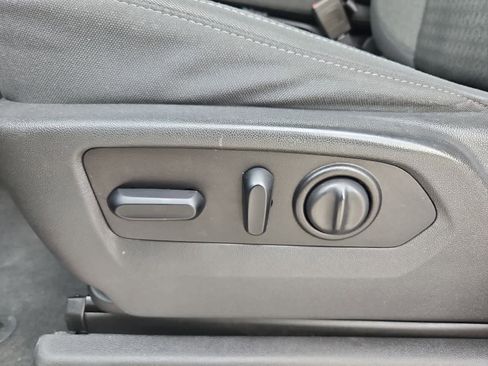 Used 2021 GMC Sierra 1500 Elevation image 17