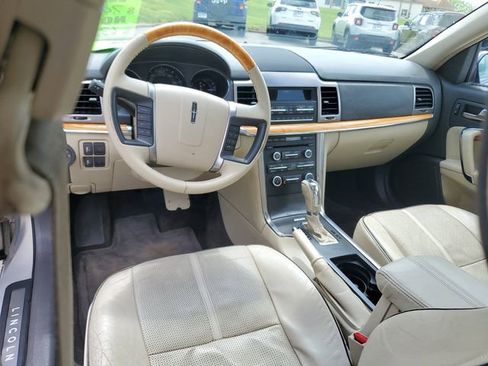 Used 2010 Lincoln MKZ FWD image 10