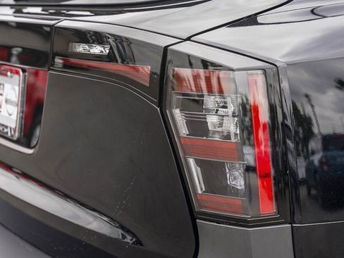 New 2026 Nissan Kicks SV image 8