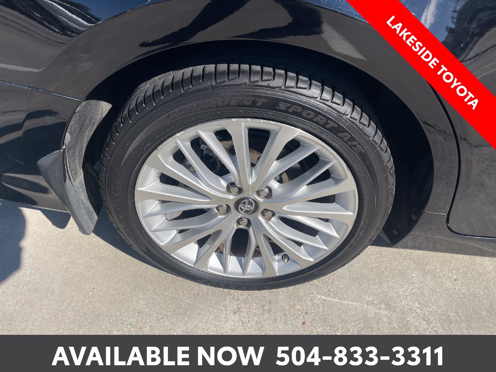 Certified 2018 Toyota Camry XLE FWD image 13