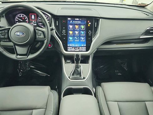 Certified 2025 Subaru Outback Onyx Edition AWD/4WD image 31