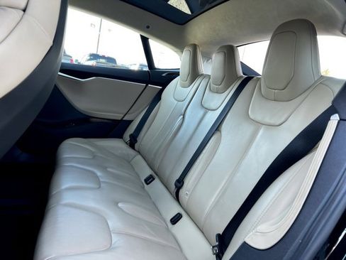 Used 2017 Tesla Model S 75D image 18