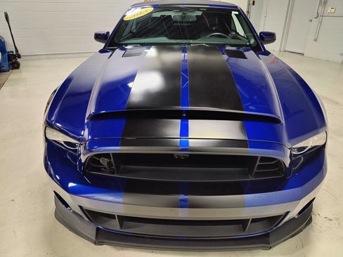 Used 2013 Ford Mustang Shelby GT500 RWD image 4