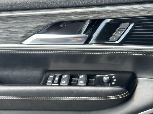 Used 2022 Jeep Wagoneer Series II w/ Premium Group I AWD/4WD image 23