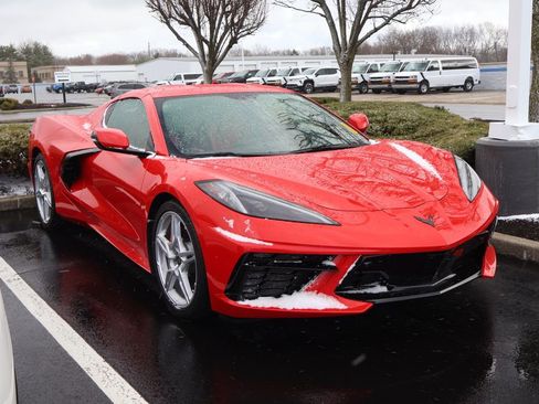 Used 2020 Chevrolet Corvette Stingray Preferred Cpe w/ 2LT Preferred Equipment Group image 3