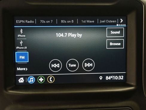 Used 2020 Chevrolet Silverado 1500 Custom w/ Custom Value Package image 20