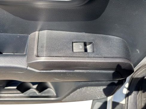 Used 2016 Toyota Tacoma TRD Sport w/ Towing Package image 26