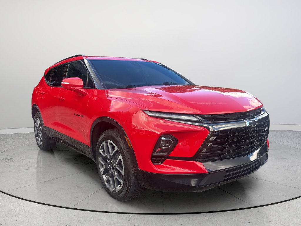 Certified 2023 Chevrolet Blazer RS w/ Driver Confidence II Package FWD image 1